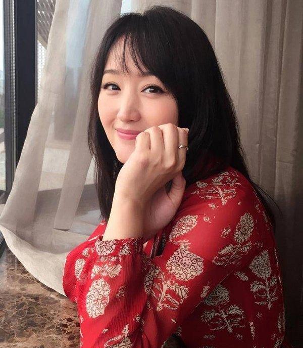 杨钰莹“红楼事件”怎么回事？揭秘杨钰莹与赖昌星事件的始末？ 第3张