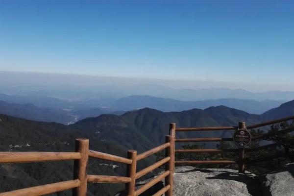 江西旅游必去十大景点 江西好玩的旅游景点推荐 第5张