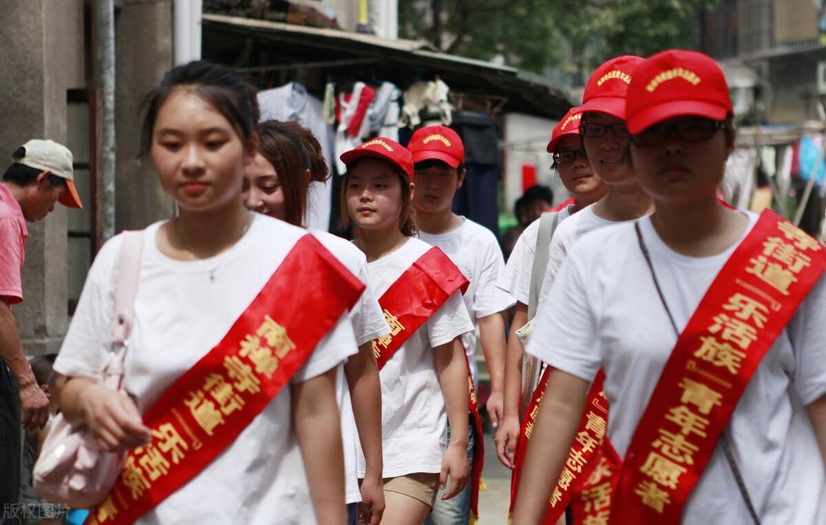 女生适合考什么公务员（适合女生报考的公务员岗位） 第5张