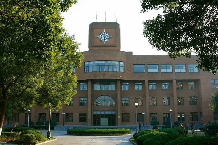 宁波大学是211还是985（宁大多省招生遇冷的原因） 第7张