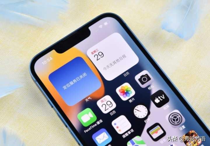 小米12pro和苹果13哪个好（小米12Pro和iPhone13的区别对比） 第3张