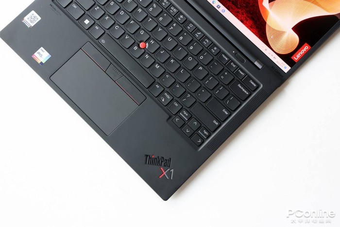 传承经典+与时俱进！第十代ThinkPad X1 Carbon 2022评测 第17张