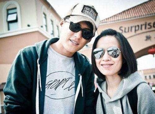 靳东老婆李佳个人简历（二婚嫁给初婚的靳东，高龄生子也幸福） 第35张