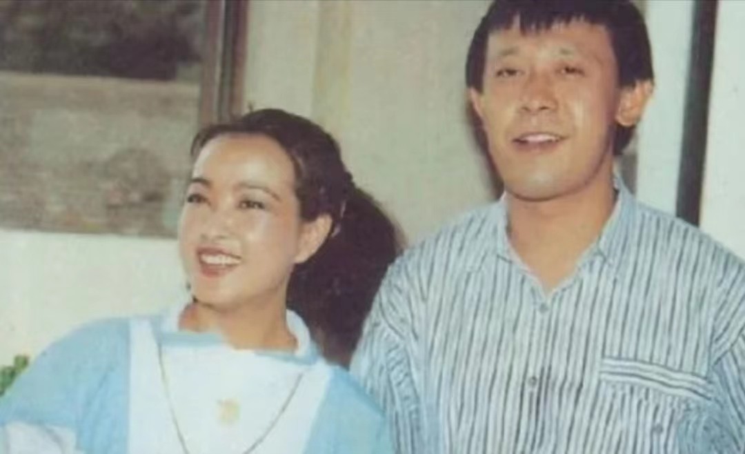 刘晓庆：一生4段婚姻，却未生一儿半女，60岁再次风光出嫁 第23张