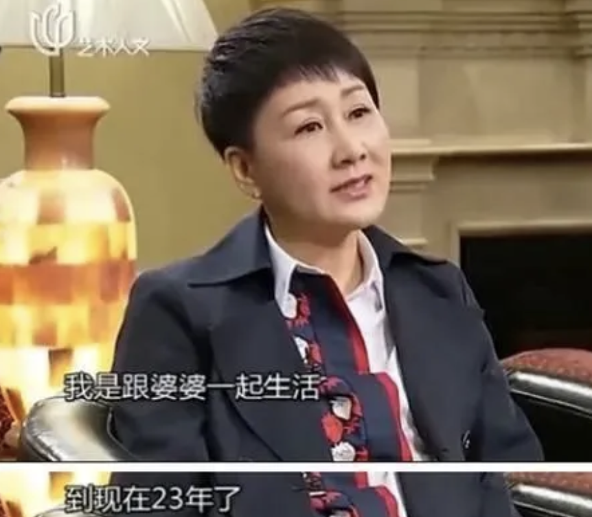 张凯丽：与丈夫相伴至今，和婆婆亲如母女，活成了中国好儿媳 第19张