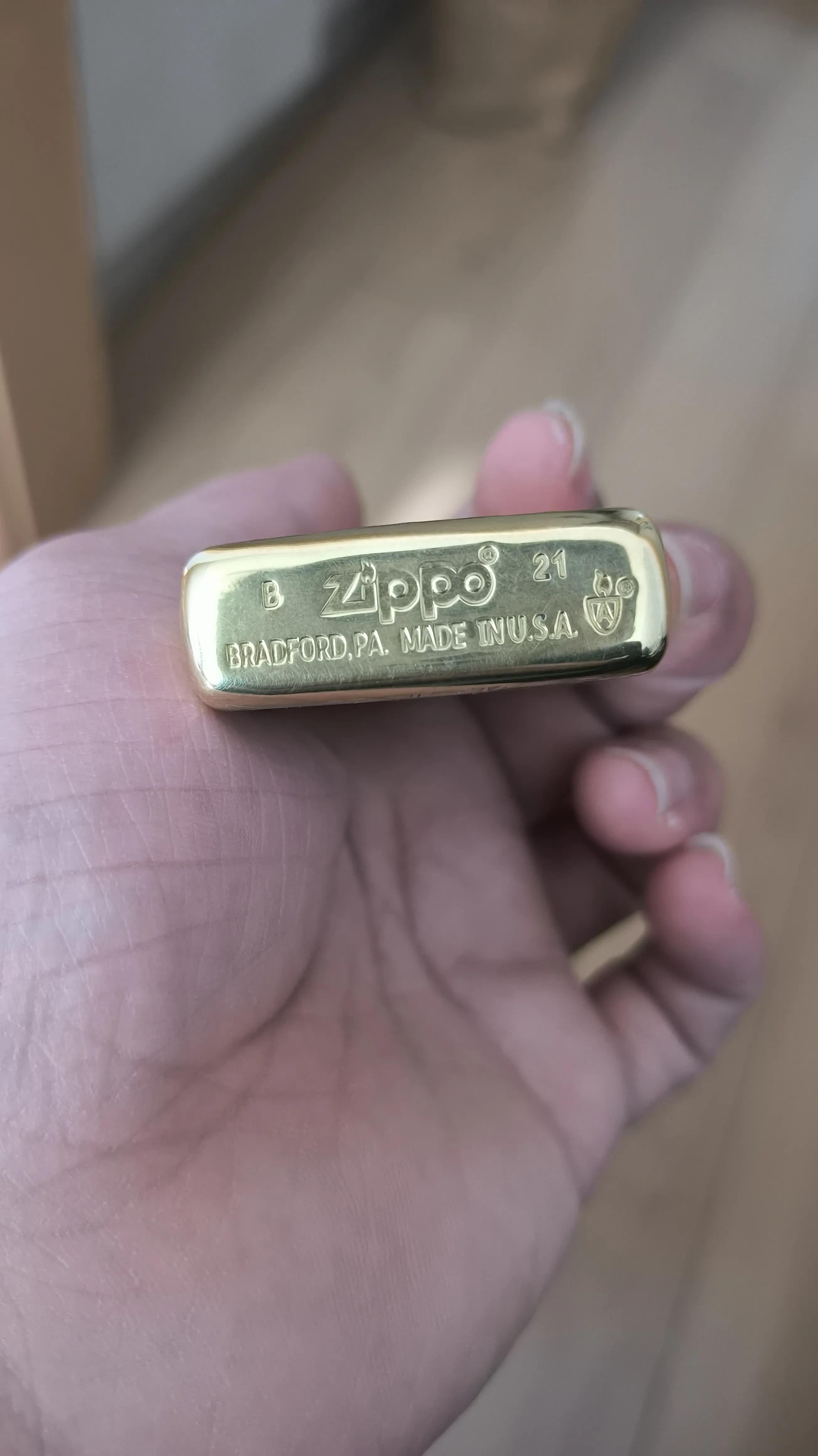 zippo打火机真假有什么区别（zippo打火机辨别真假方法） 第1张